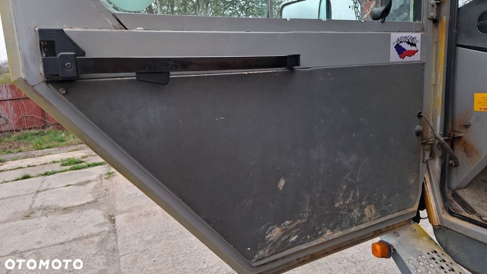 Liebherr Utm 625 4X4 - 11