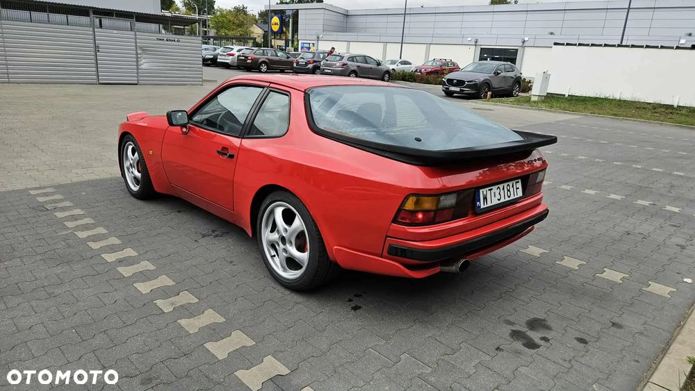 Porsche 944 - 11