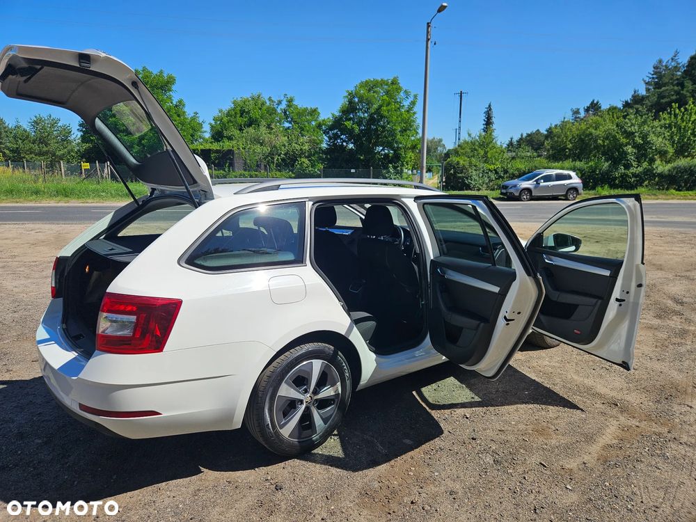 Skoda Octavia 1.6 TDI SCR Business - 4