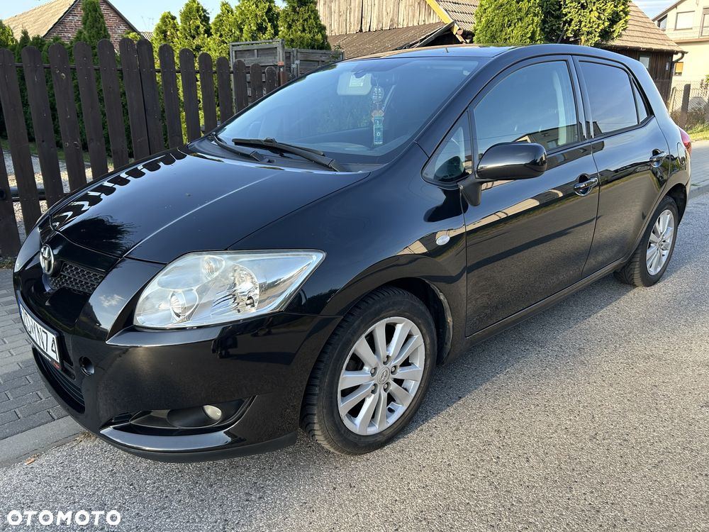 Toyota Auris 1.4 D-4D Luna - 2