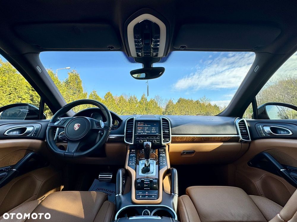 Porsche Cayenne - 11