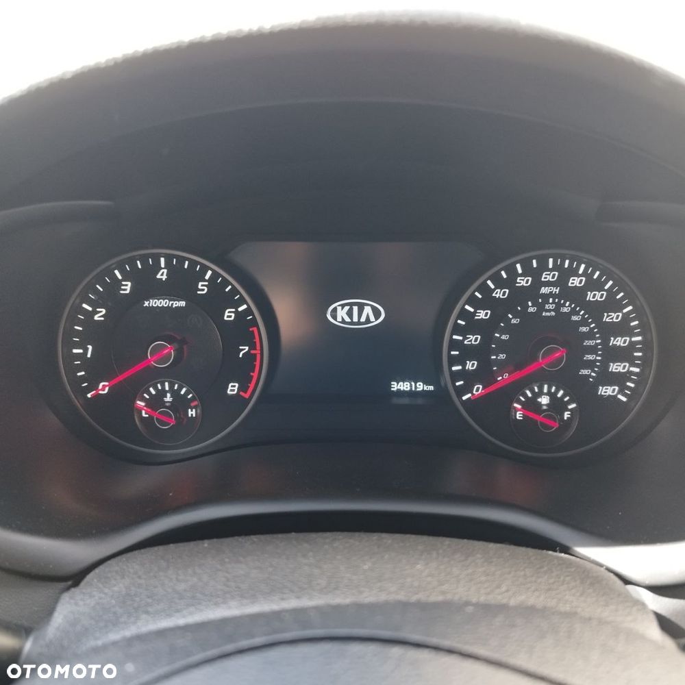 Kia Stinger - 5