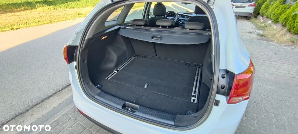 Kia Ceed 1.6 CRDi Spirit - 26