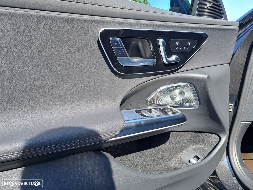 Mercedes-Benz E 300 de - 9