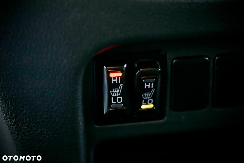 Mitsubishi L200 - 38