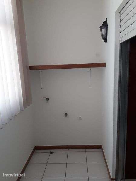 Apartamento T3 com lugar de Garage - Grande imagem: 2/12
