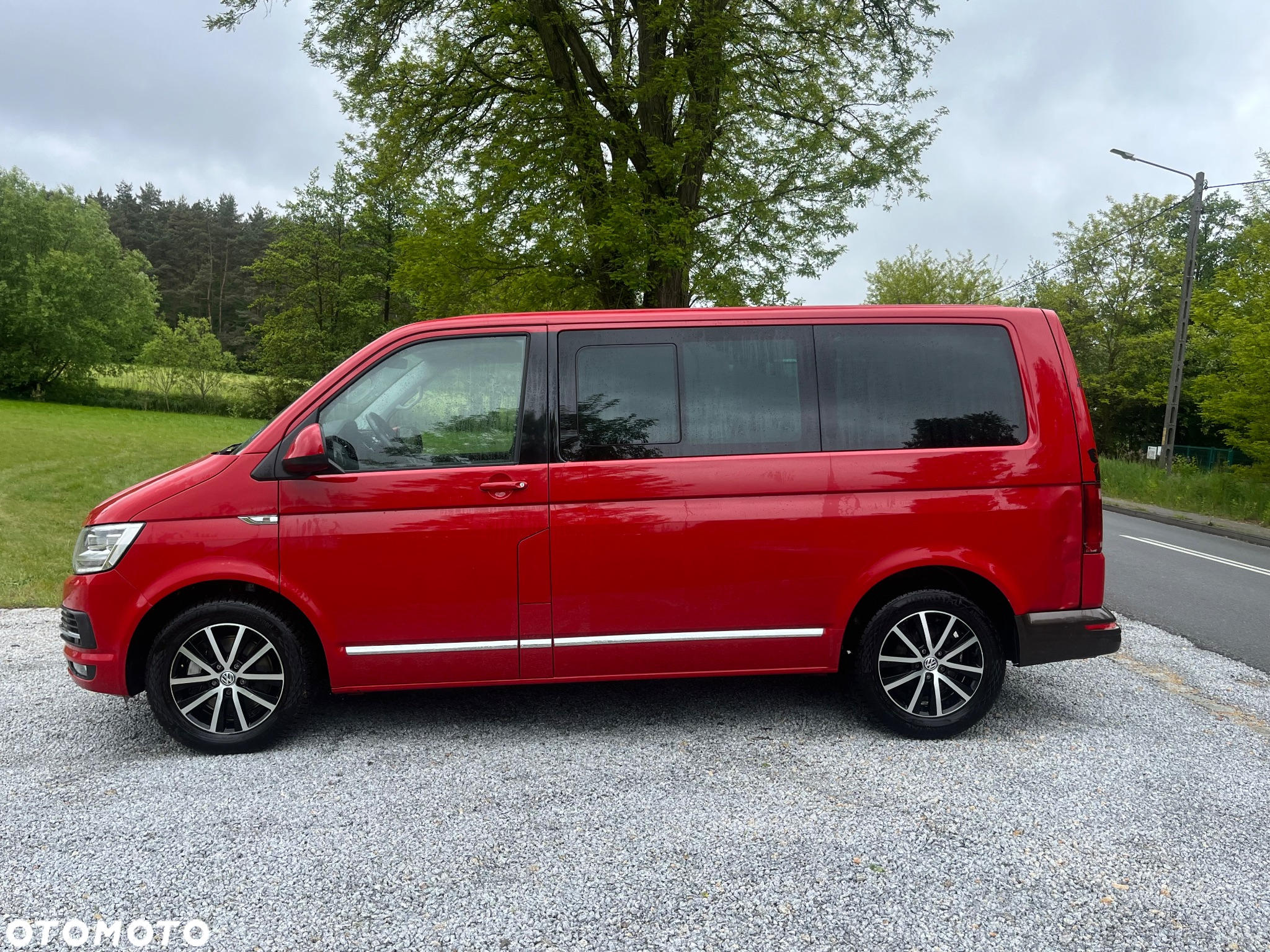 Volkswagen Multivan 2.0 BiTDI L1 Highline - 2