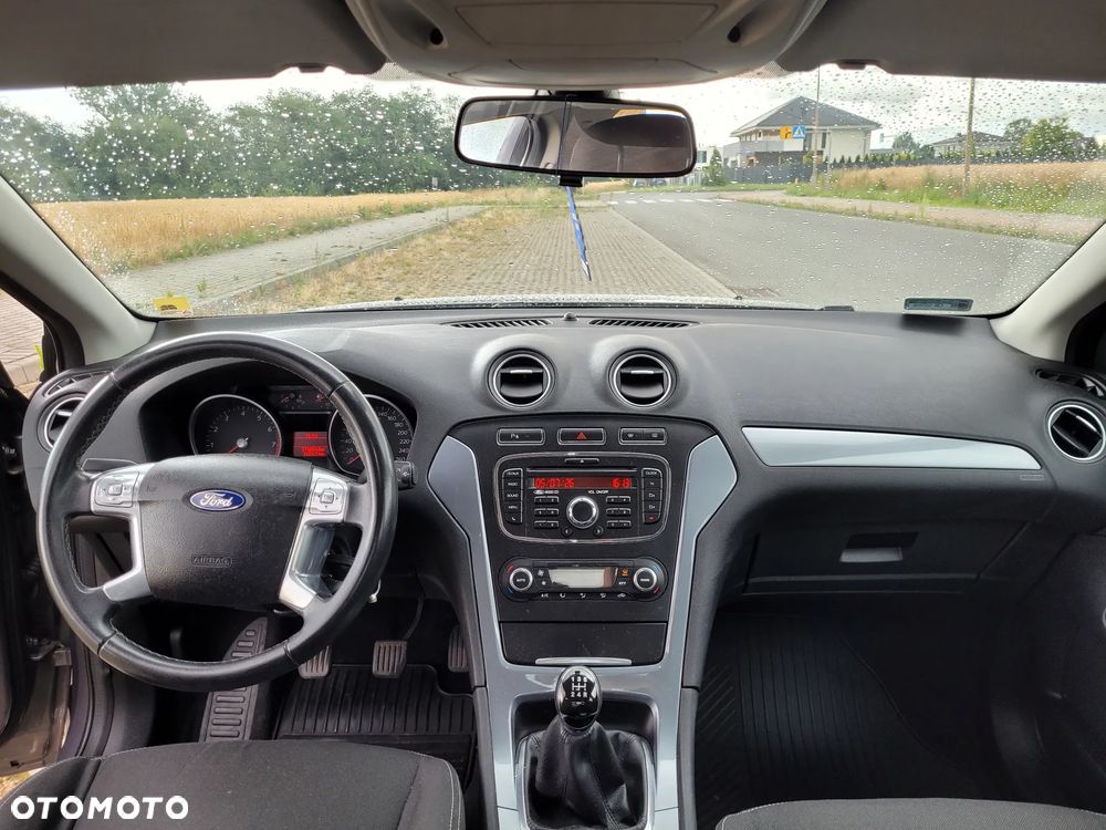 Ford Mondeo 2.0 FF Gold X - 6
