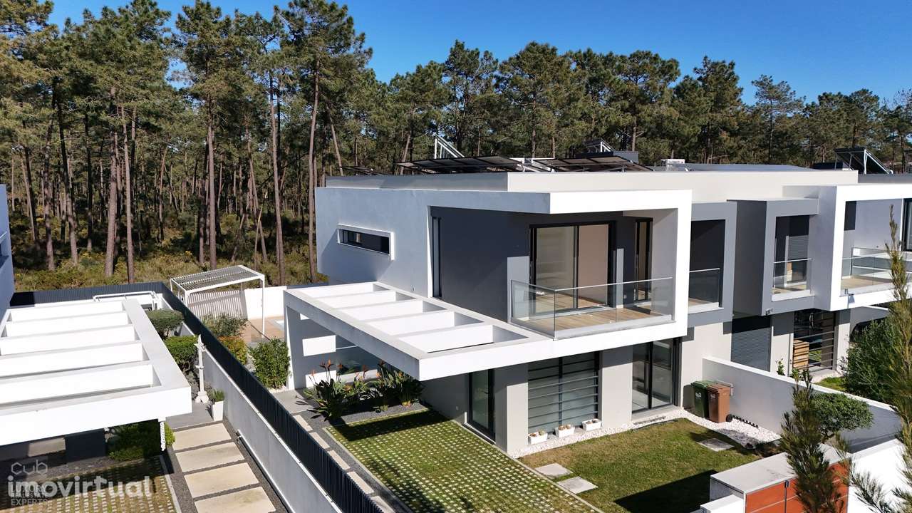 Moradia V3 com Piscina na Quinta do Pinhão – Zona Muito Procurada - Grande imagem: 2/5