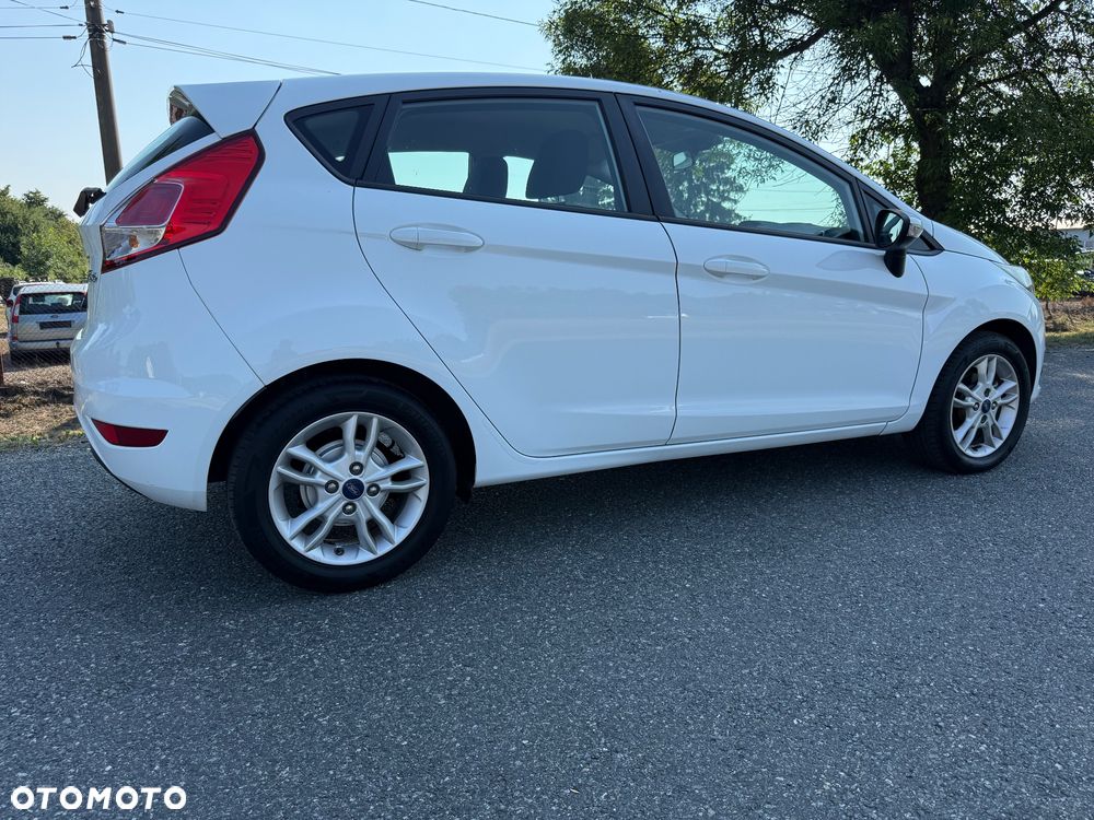 Ford Fiesta 1.5 TDCi St&St SYNC Edition - 15