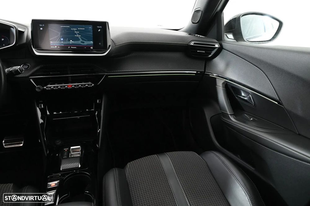 Peugeot 2008 - 18