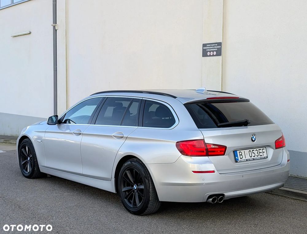 BMW Seria 5 520d Touring Modern Line - 2