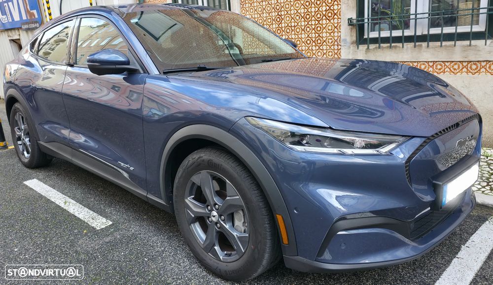 Ford Mustang Mach-E Standard - 3