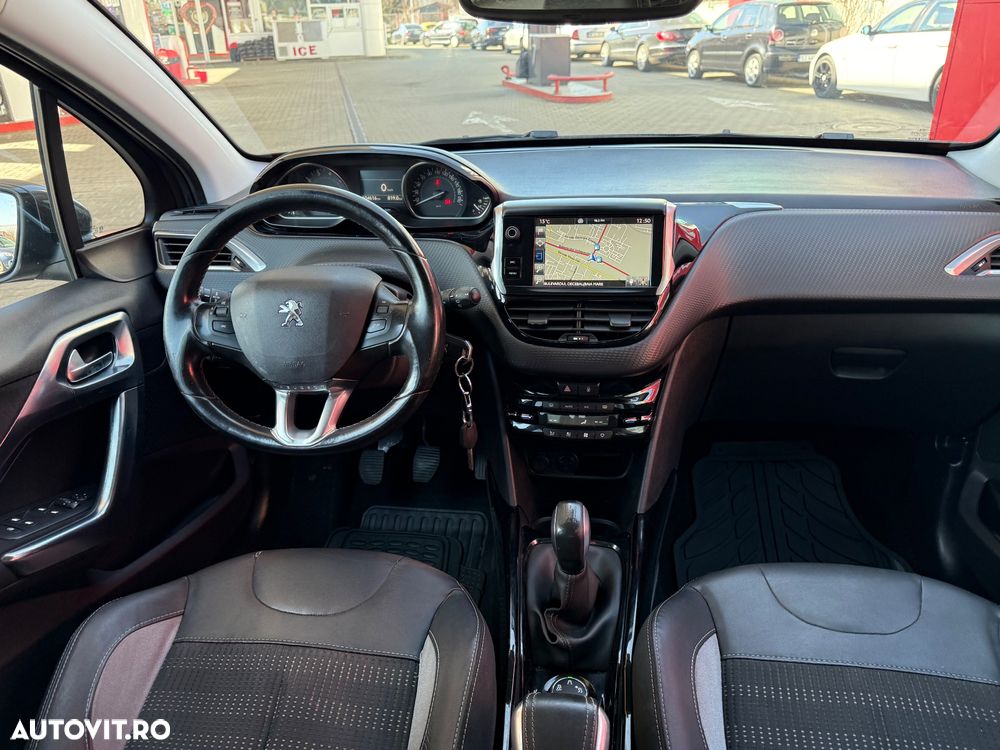 Peugeot 2008 PureTech 110 Stop&Start Style - 23