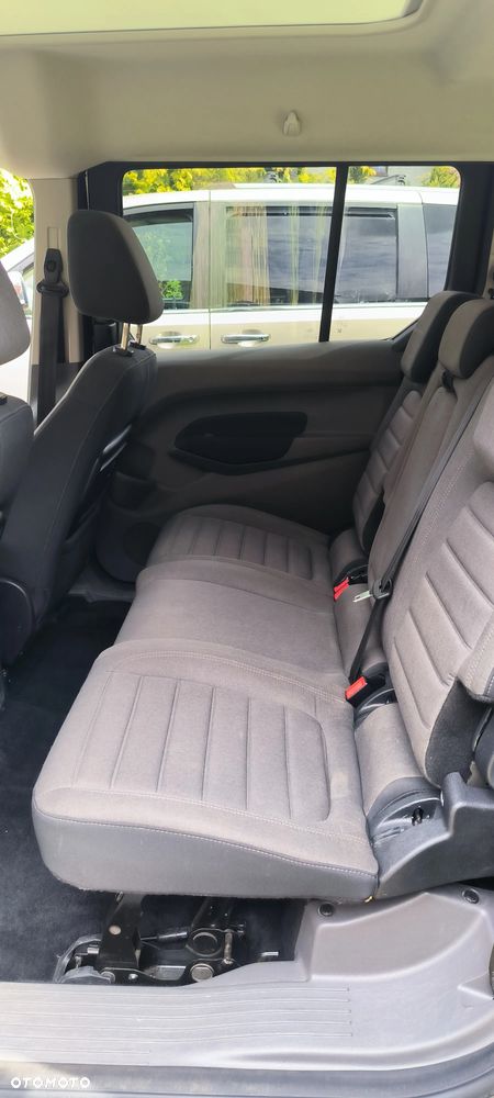 Ford Tourneo Connect Gr 1.5 TDCi Titanium PowerShift - 26