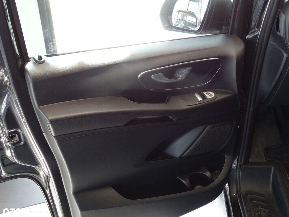 Mercedes-Benz Vito - 10