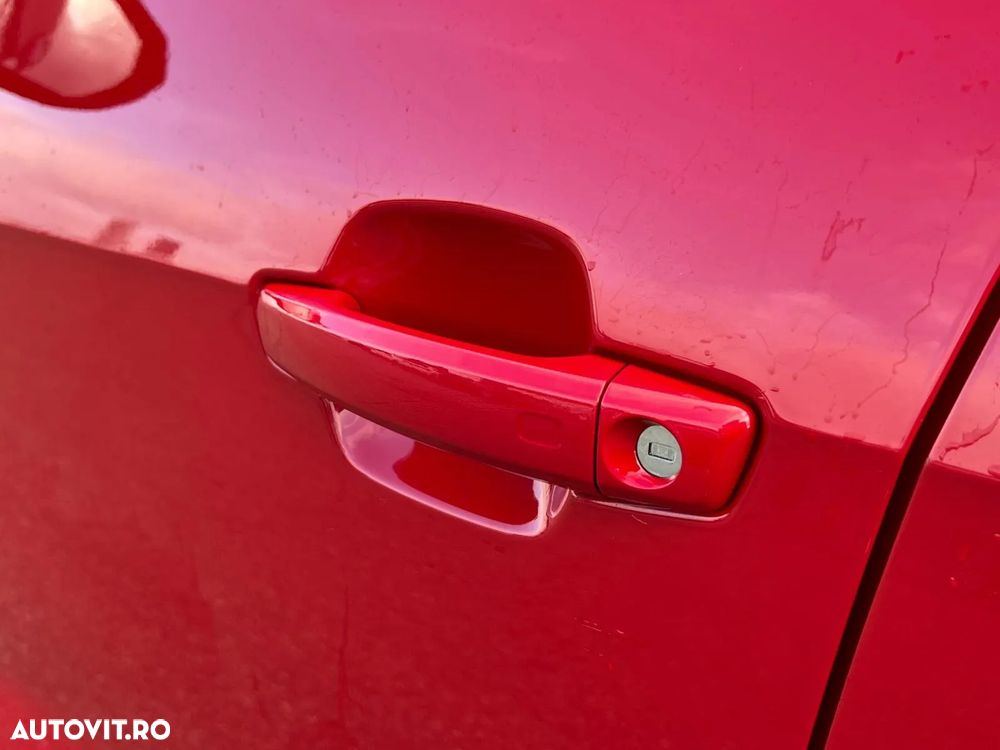 Audi Q2 35 TDI S tronic design - 25