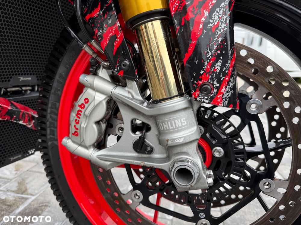 Aprilia Tuono - 15