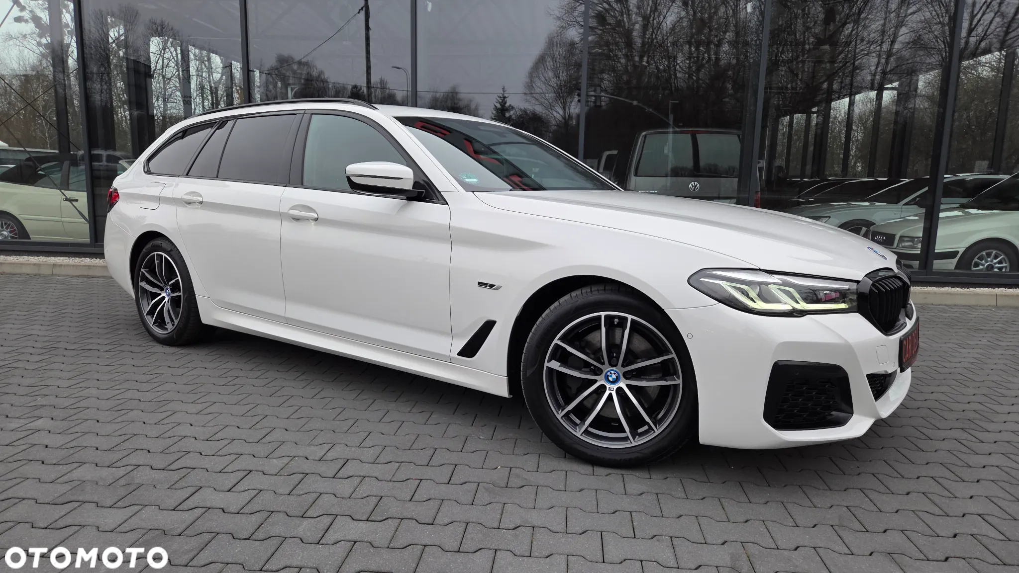 BMW Seria 5 - 34