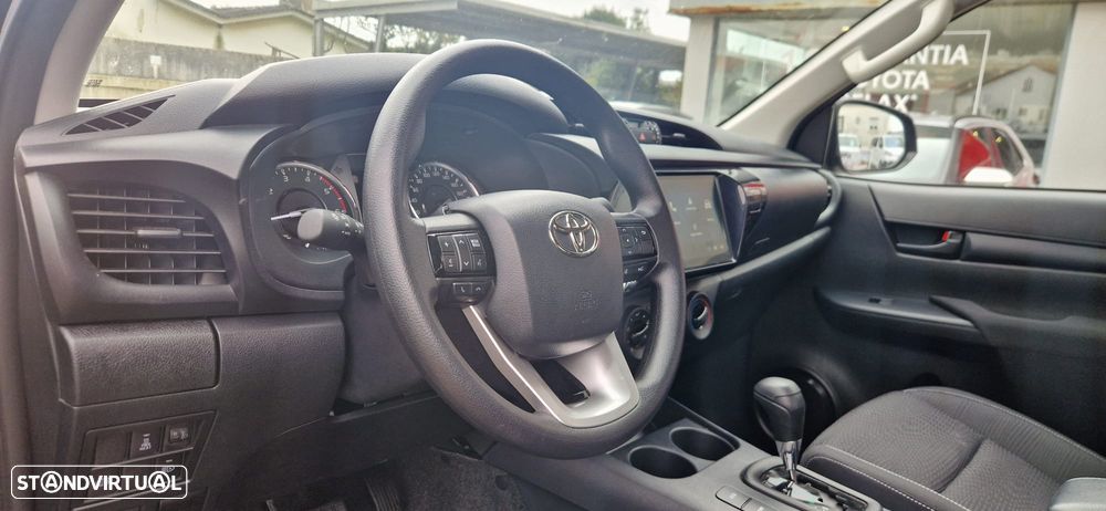 Toyota Hilux 2.4 D-4D 4WD CD CH Aut. - 16