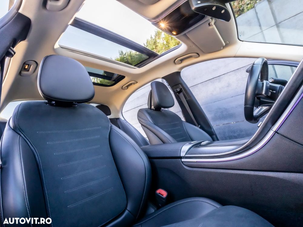 Mercedes-Benz C 300 4MATIC 9G-TRONIC AMG Line - 5