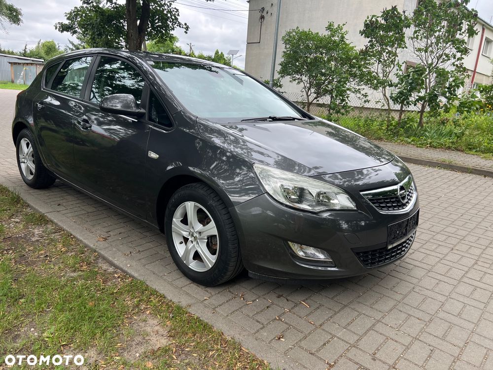 Opel Astra 1.6 Sport - 4