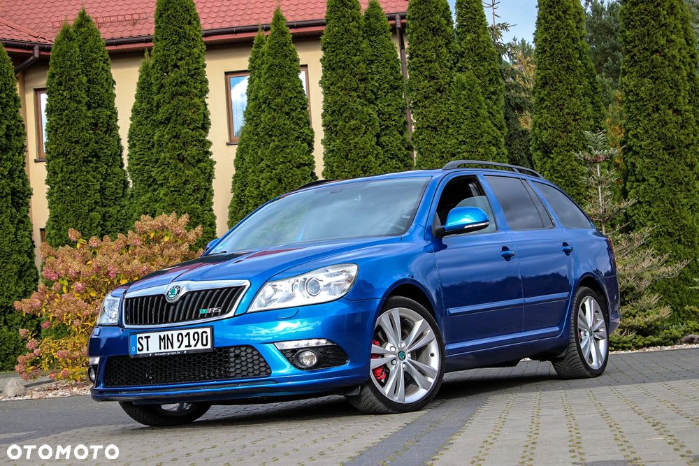 Skoda Octavia Combi 2.0 TDI CR DPF RS - 4