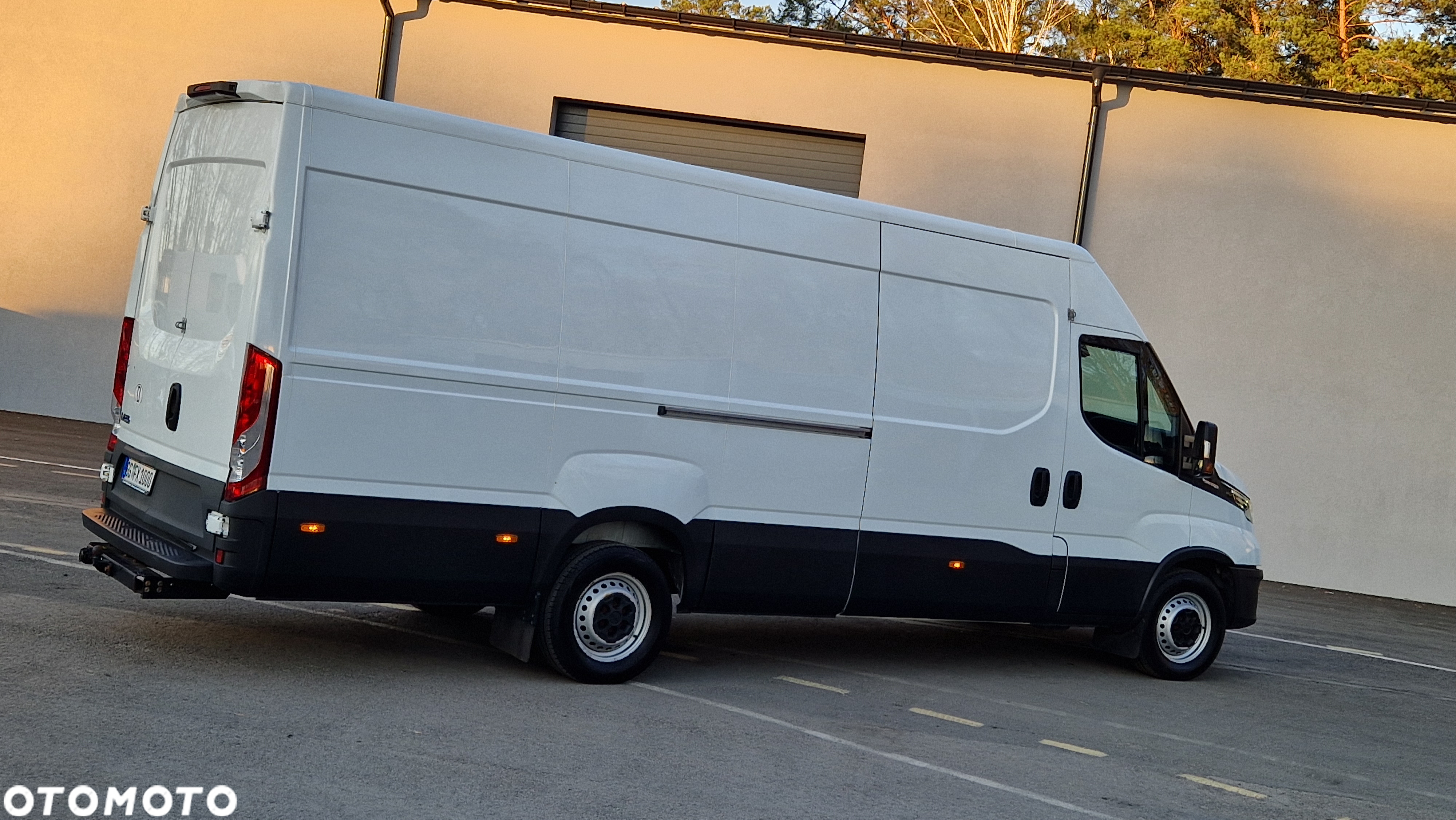 Iveco DAILY HIMATIC MAX L4H2 35S16 160KM FUL LEDYDAILY MAXI 35s16 Klimatronik Kamera AKTYWNY Tempomat NOWE OPONY - 12