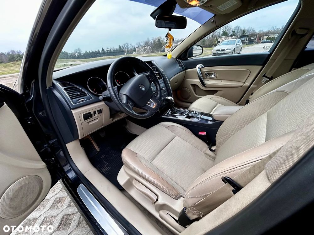 Renault Latitude 2.0 Privilege Etanol - 8