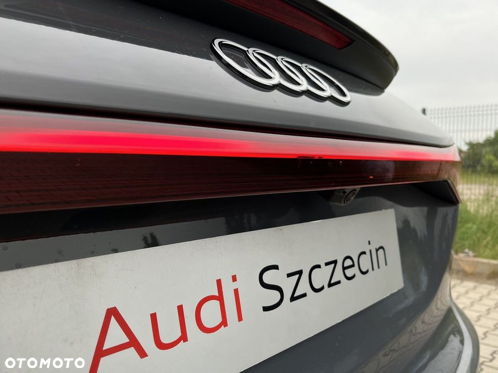 Audi Q6 e-tron - 14