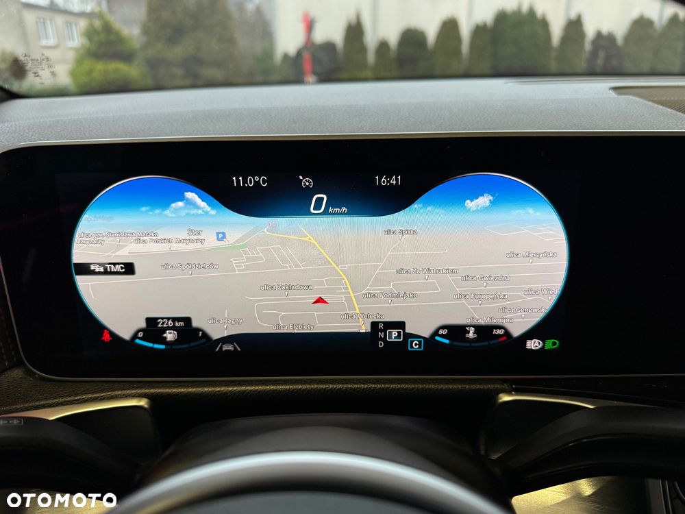 Mercedes-Benz GLB 200 d 8G-DCT Progressive Advanced - 28