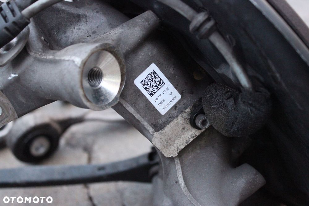 Tylna Zwrotnica Wahacze Piasta AUDI Q7 4M0505432AE - 3