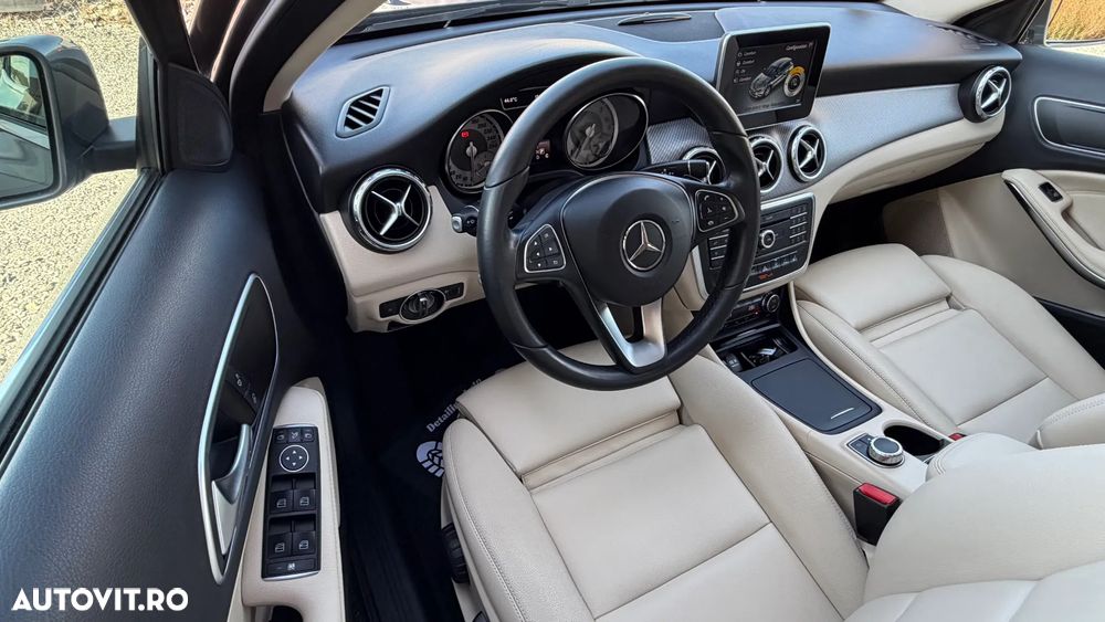Mercedes-Benz GLA 200 d Aut. - 13