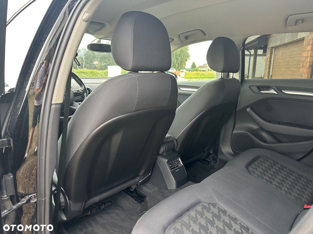 Audi A3 Sportback 1.4 TFSI Attraction - 25