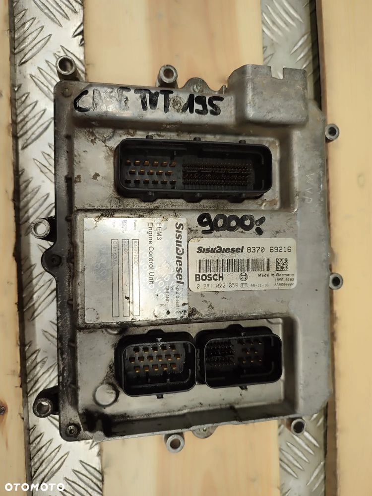 Sterownik ECU EEM3 V837069216 Sisu New Holland TVT 195 - 9