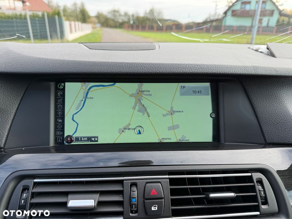 BMW Seria 5 530d xDrive Modern Line - 28