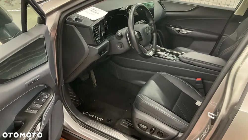 Lexus NX 450h+ F Sport AWD - 5