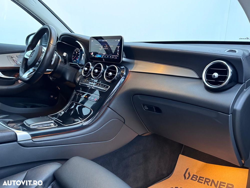 Mercedes-Benz GLC - 18