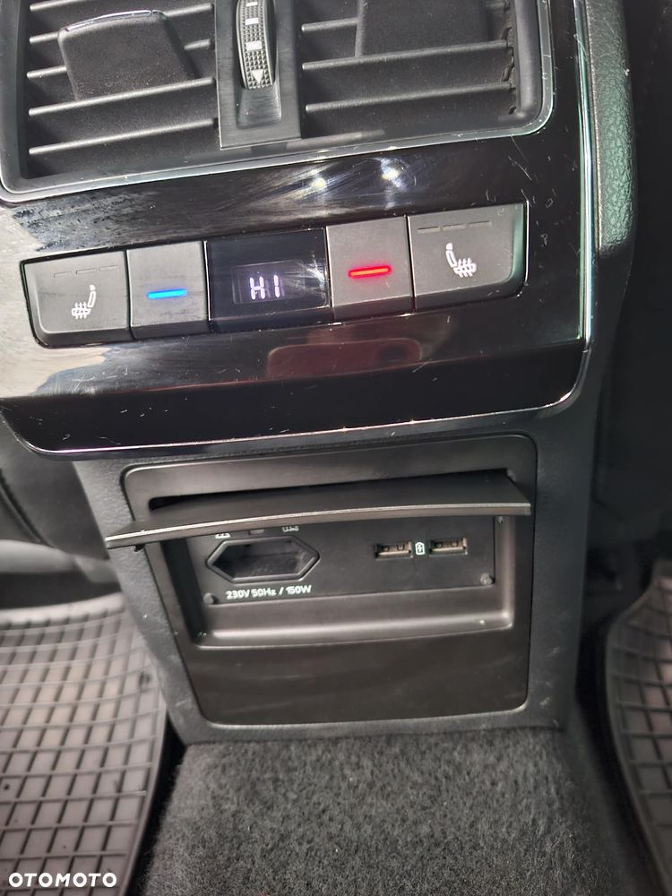 Skoda Superb 2.0 TDI 4x4 Active DSG - 30