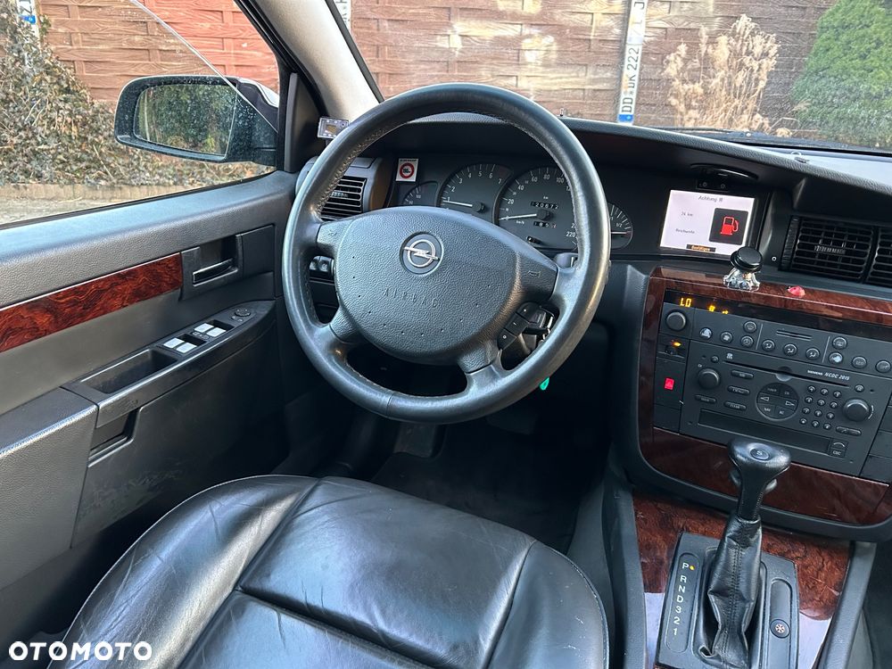 Opel Omega - 16