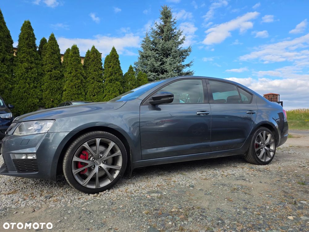 Skoda Octavia Combi 2.0 TSI (Green tec) DSG RS - 24