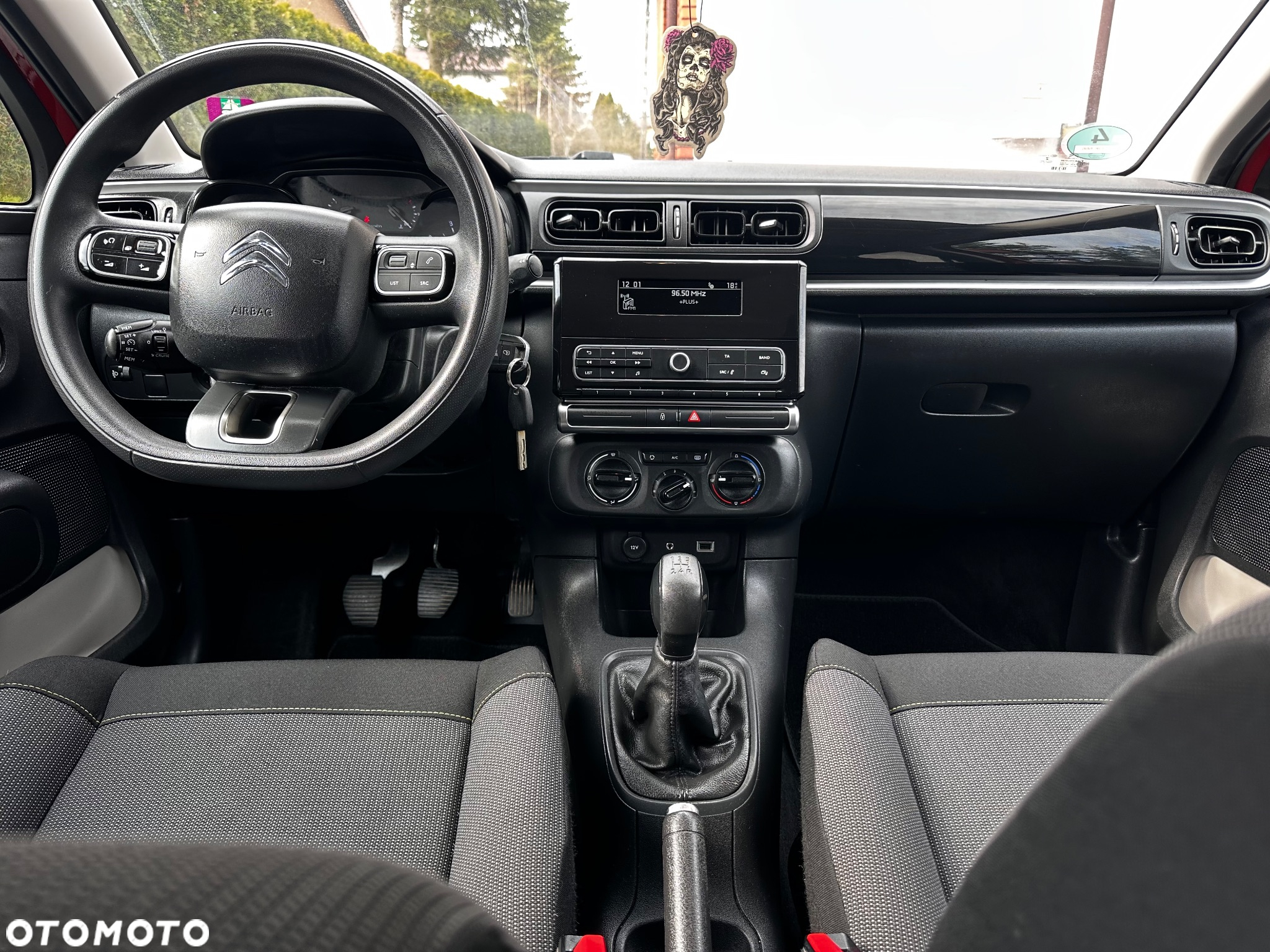 Citroën C3 1.2 PureTech Exclusive - 37