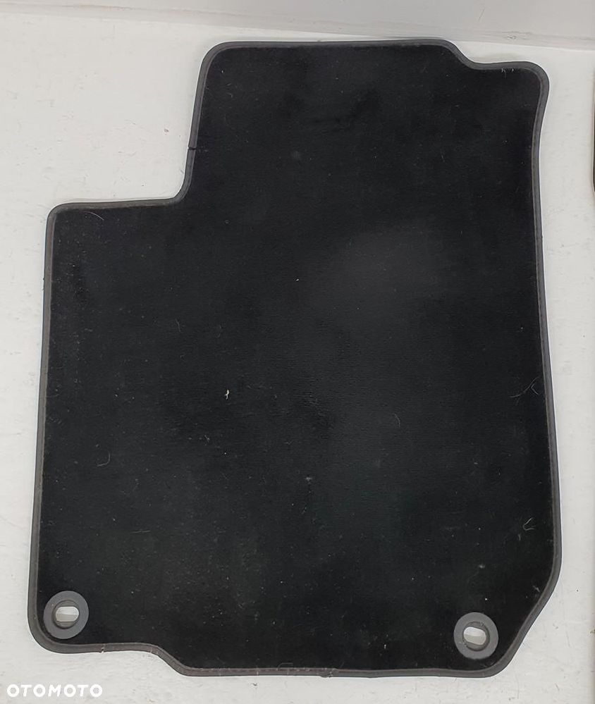 DYWANIKI CHODNICZKI WELUROWE VW GOLF IV 1J1863011M KOMPLET - 5