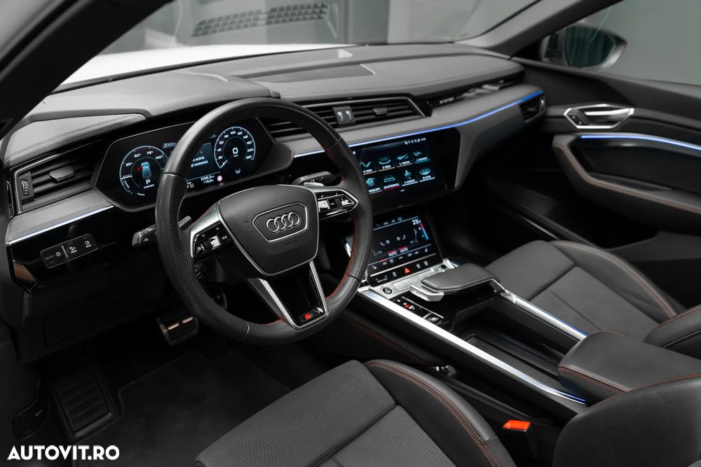 Audi Q8 55 quattro S Line - 5