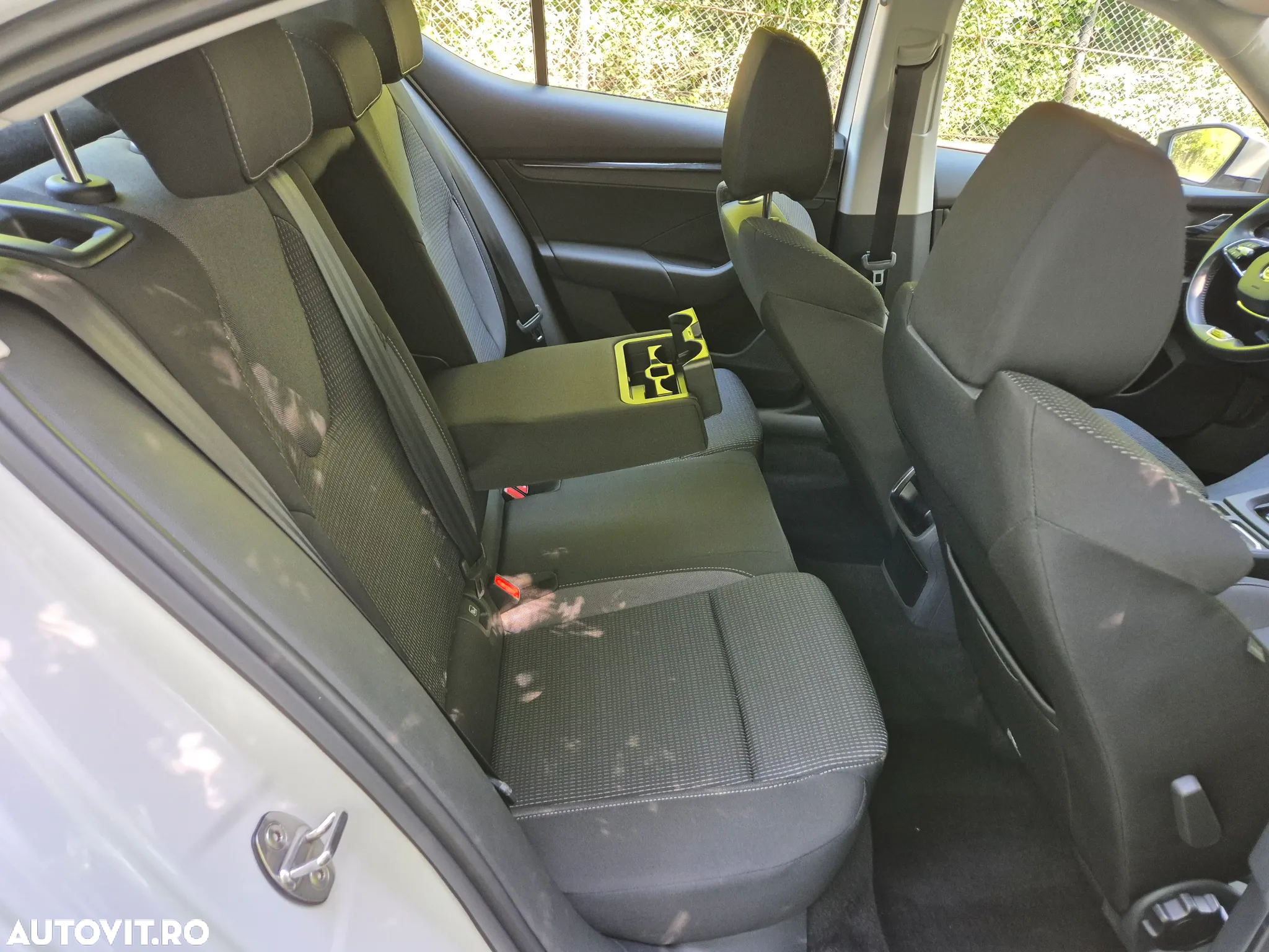 Skoda Octavia 2.0 TDI DSG Ambition - 18