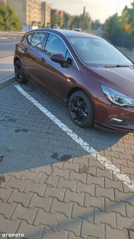 Opel Astra 1.4 T GPF Dynamic S&S - 11