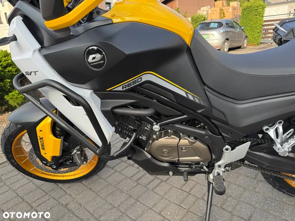 QJMOTOR SVT 650X - 3