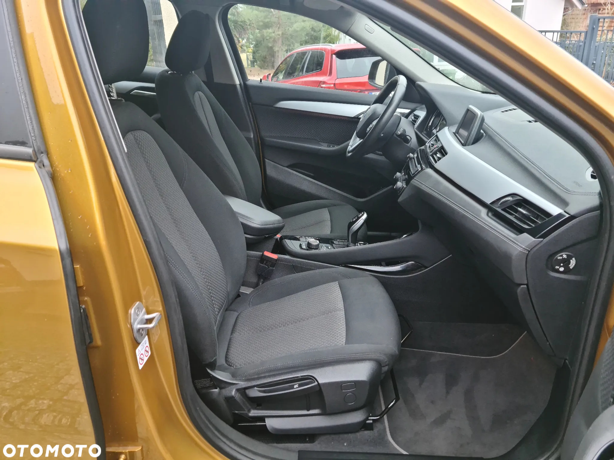 BMW X2 sDrive20i - 28