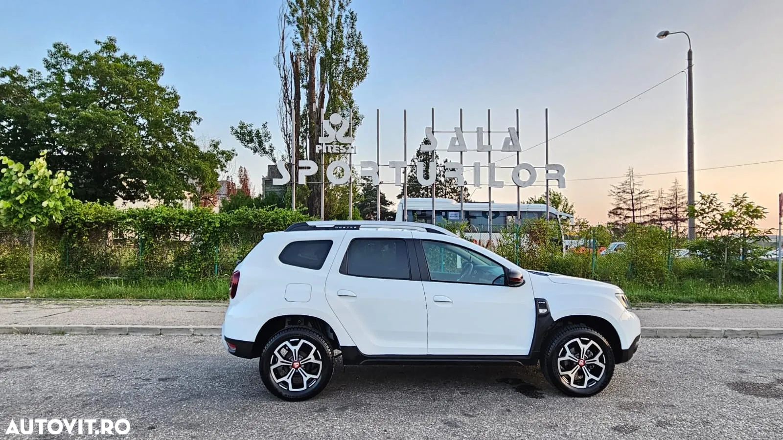 Dacia Duster 1.5 Blue dCi 4WD SL Techroad - 6