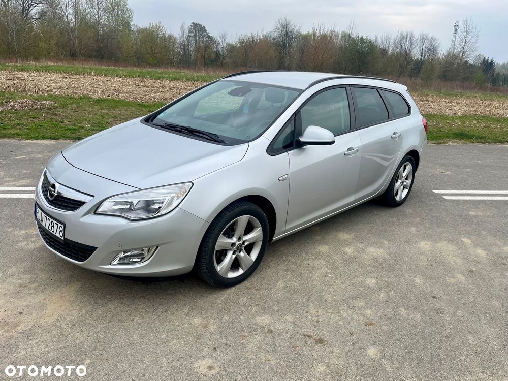 Opel Astra 1.4 Turbo Automatik 150 Jahre - 4